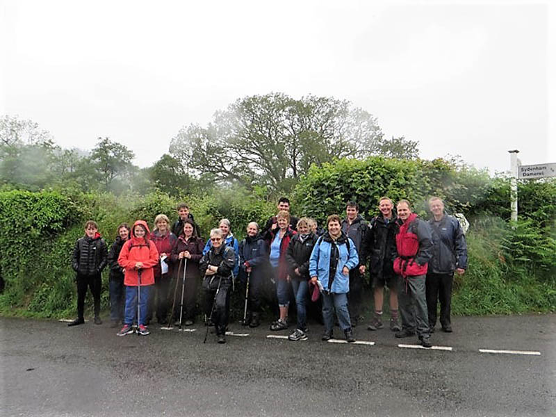 Setting_off_after_a_warm__dry_stop_at_Horsebridge_pub.jpg